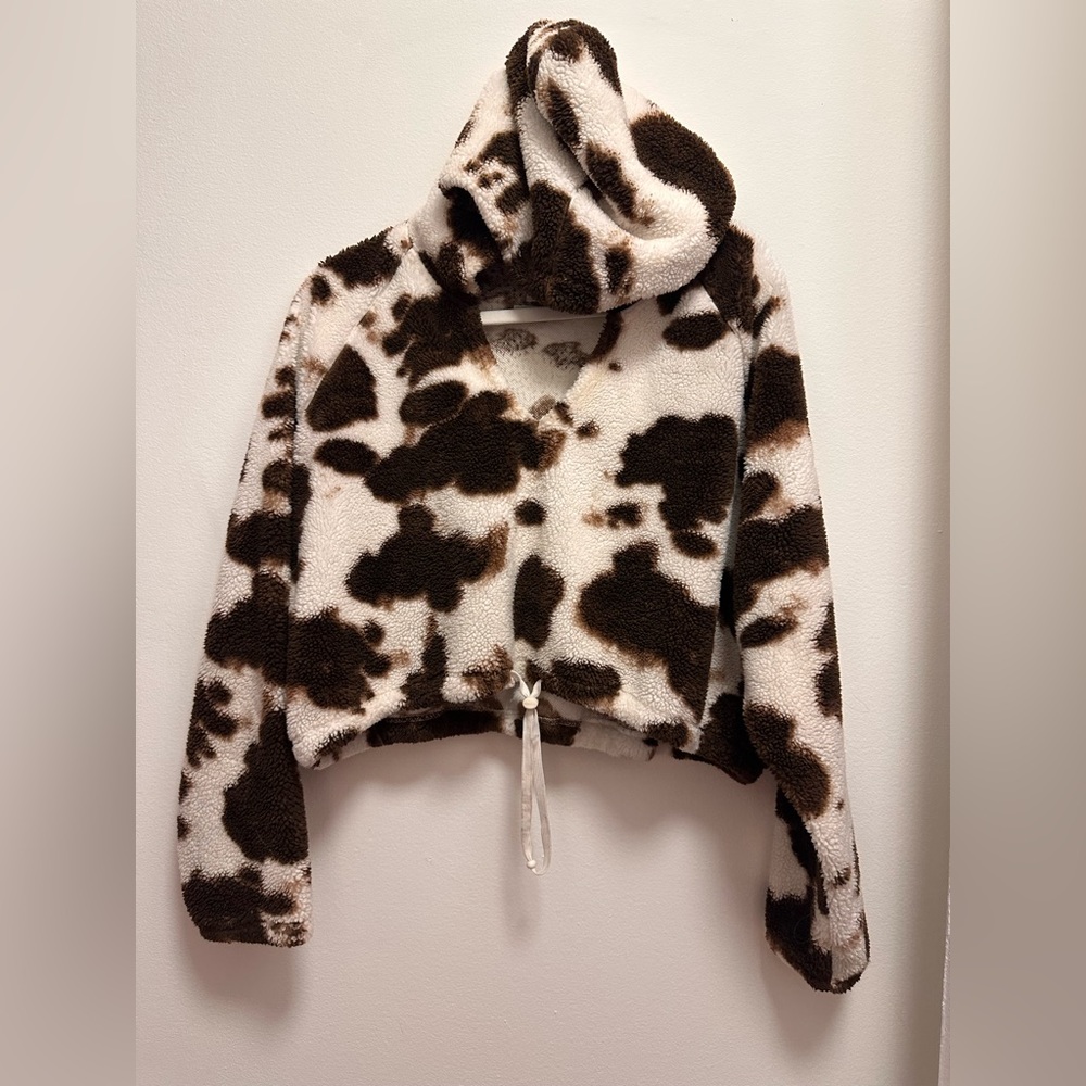 Cropped Fuzzy Hoodie